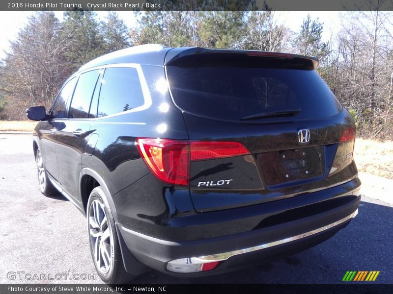 Crystal Black Pearl / Black 2016 Honda Pilot Touring