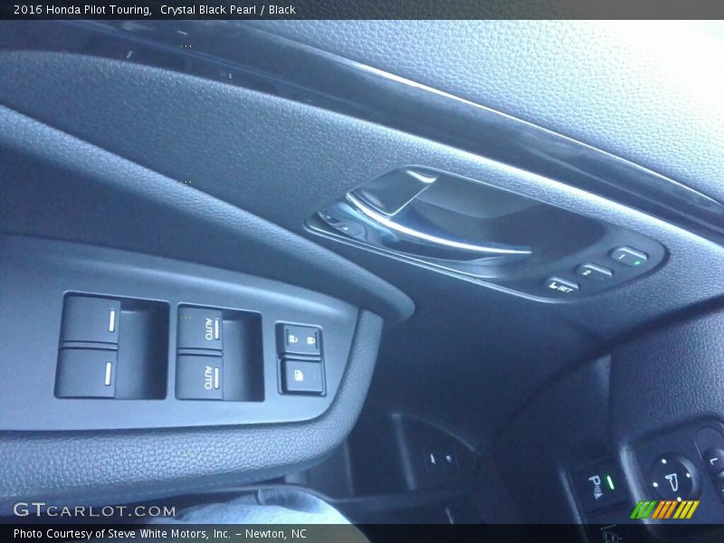 Crystal Black Pearl / Black 2016 Honda Pilot Touring