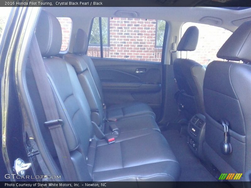 Crystal Black Pearl / Black 2016 Honda Pilot Touring