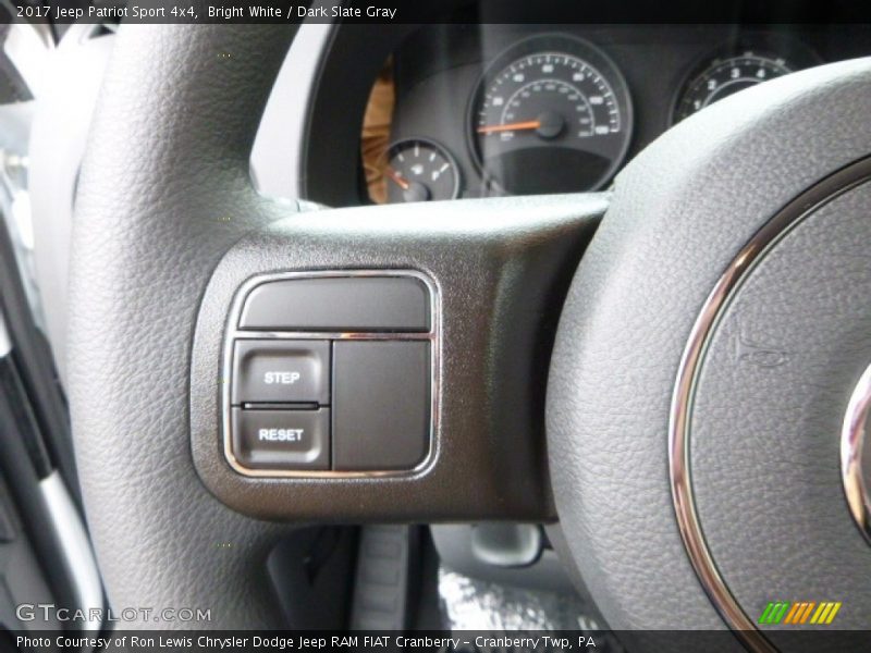 Bright White / Dark Slate Gray 2017 Jeep Patriot Sport 4x4