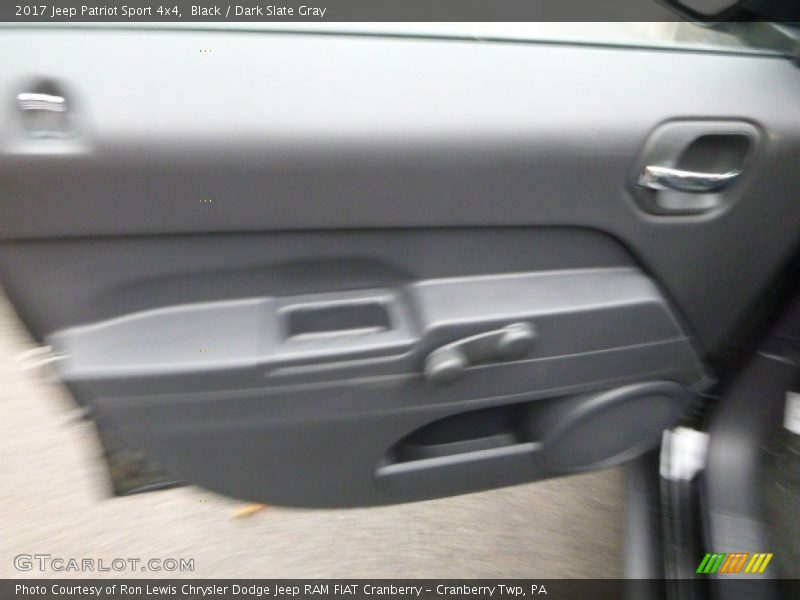 Black / Dark Slate Gray 2017 Jeep Patriot Sport 4x4