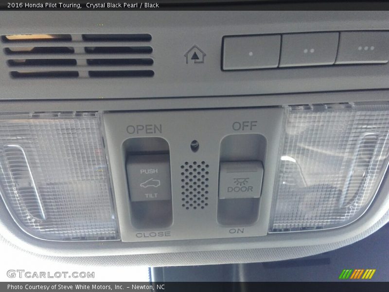 Crystal Black Pearl / Black 2016 Honda Pilot Touring