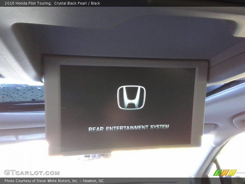 Crystal Black Pearl / Black 2016 Honda Pilot Touring