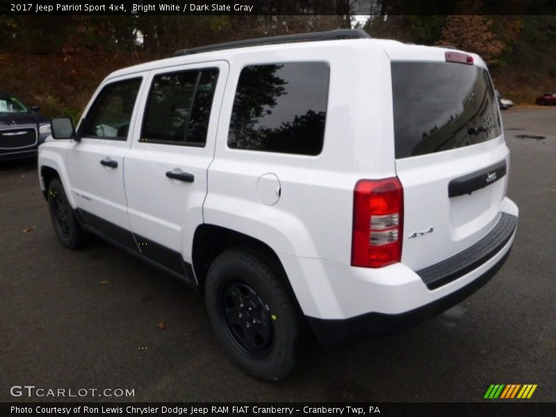 Bright White / Dark Slate Gray 2017 Jeep Patriot Sport 4x4