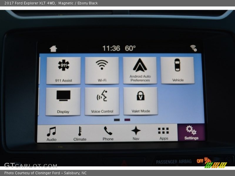 Magnetic / Ebony Black 2017 Ford Explorer XLT 4WD