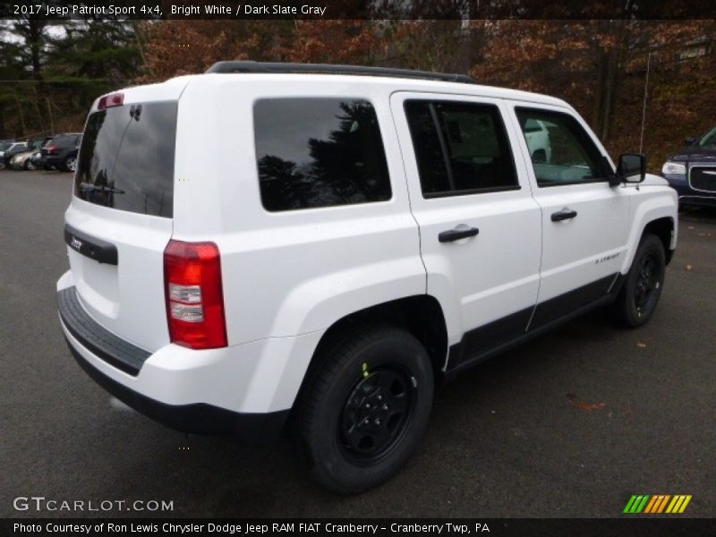 Bright White / Dark Slate Gray 2017 Jeep Patriot Sport 4x4