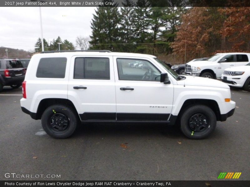 Bright White / Dark Slate Gray 2017 Jeep Patriot Sport 4x4