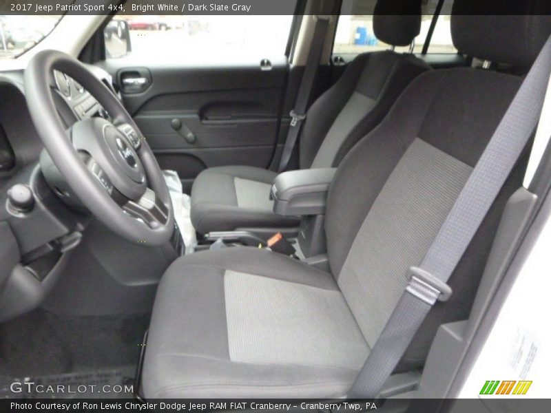 Bright White / Dark Slate Gray 2017 Jeep Patriot Sport 4x4