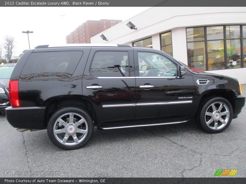 Black Raven / Ebony 2013 Cadillac Escalade Luxury AWD