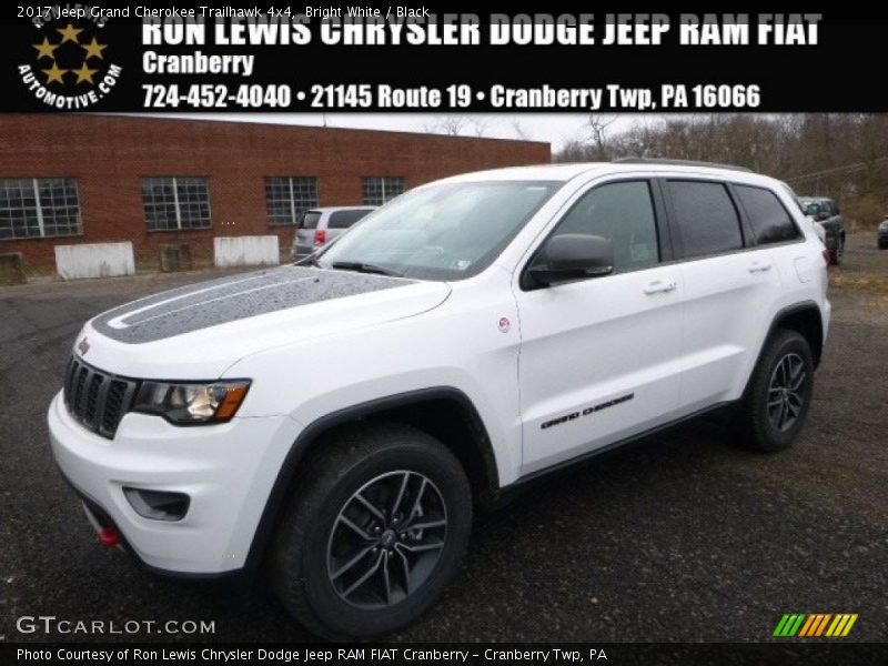 Bright White / Black 2017 Jeep Grand Cherokee Trailhawk 4x4
