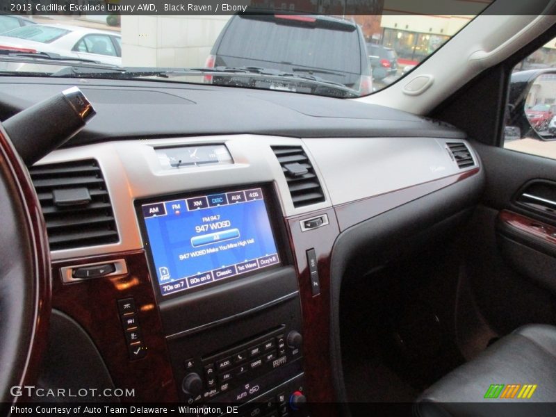 Black Raven / Ebony 2013 Cadillac Escalade Luxury AWD