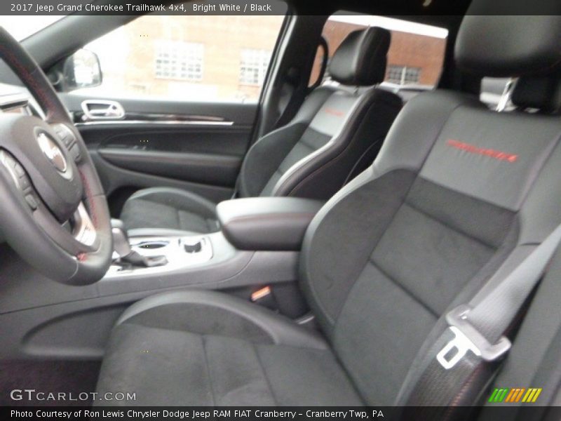Bright White / Black 2017 Jeep Grand Cherokee Trailhawk 4x4