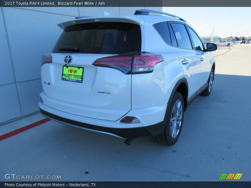 Blizzard Pearl White / Ash 2017 Toyota RAV4 Limited