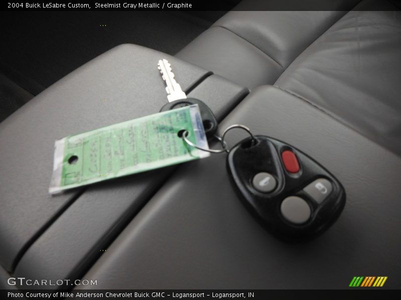 Steelmist Gray Metallic / Graphite 2004 Buick LeSabre Custom