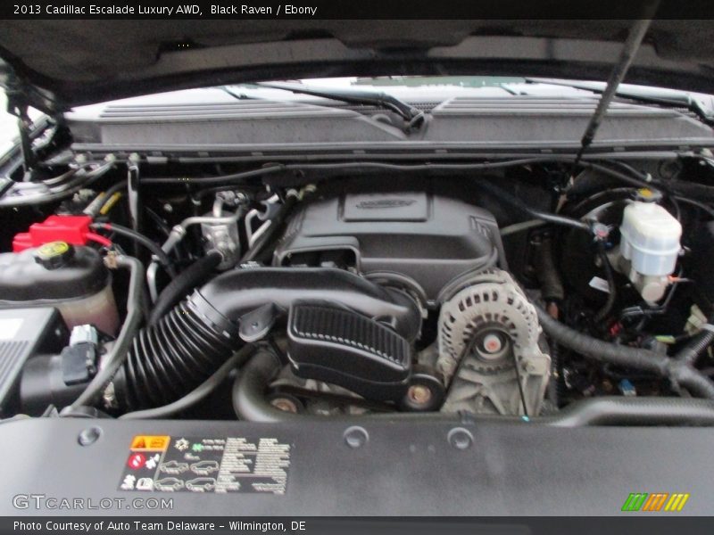 Black Raven / Ebony 2013 Cadillac Escalade Luxury AWD