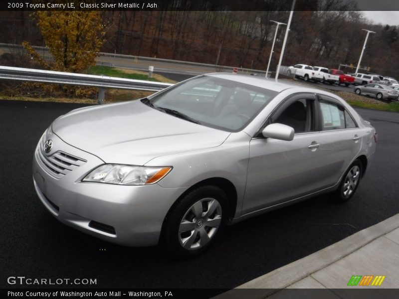 Classic Silver Metallic / Ash 2009 Toyota Camry LE