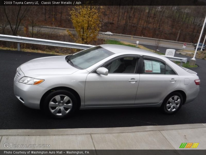 Classic Silver Metallic / Ash 2009 Toyota Camry LE