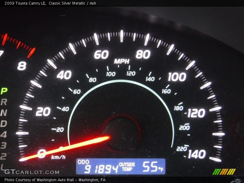 Classic Silver Metallic / Ash 2009 Toyota Camry LE