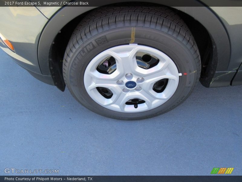 Magnetic / Charcoal Black 2017 Ford Escape S