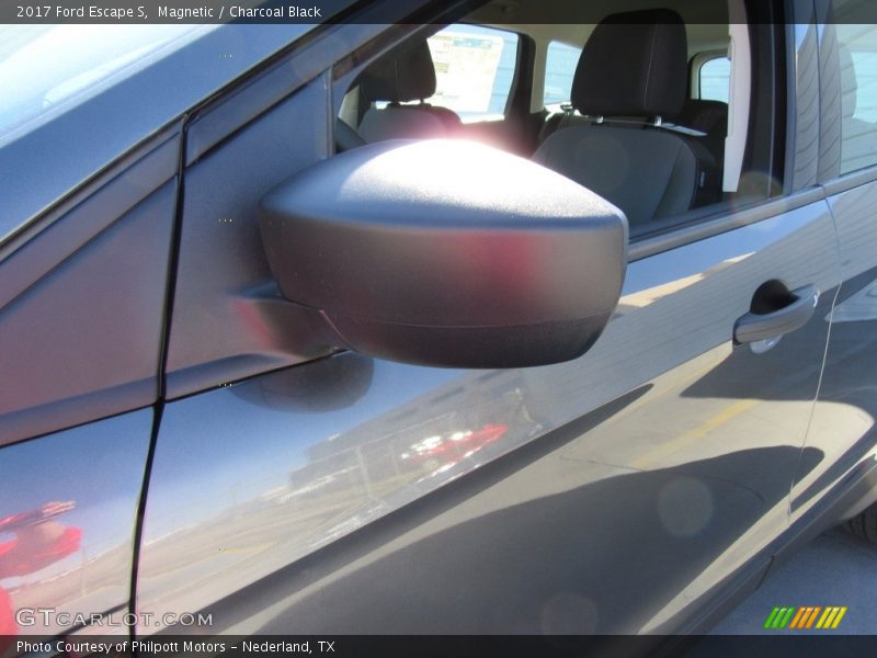 Magnetic / Charcoal Black 2017 Ford Escape S