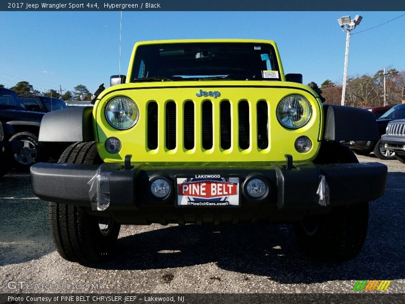 Hypergreen / Black 2017 Jeep Wrangler Sport 4x4
