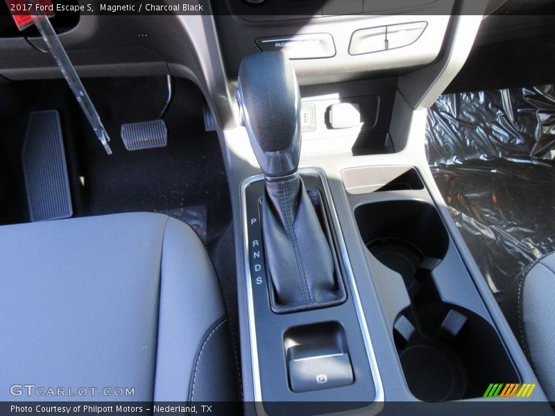 Magnetic / Charcoal Black 2017 Ford Escape S