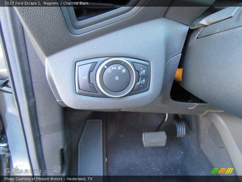 Magnetic / Charcoal Black 2017 Ford Escape S
