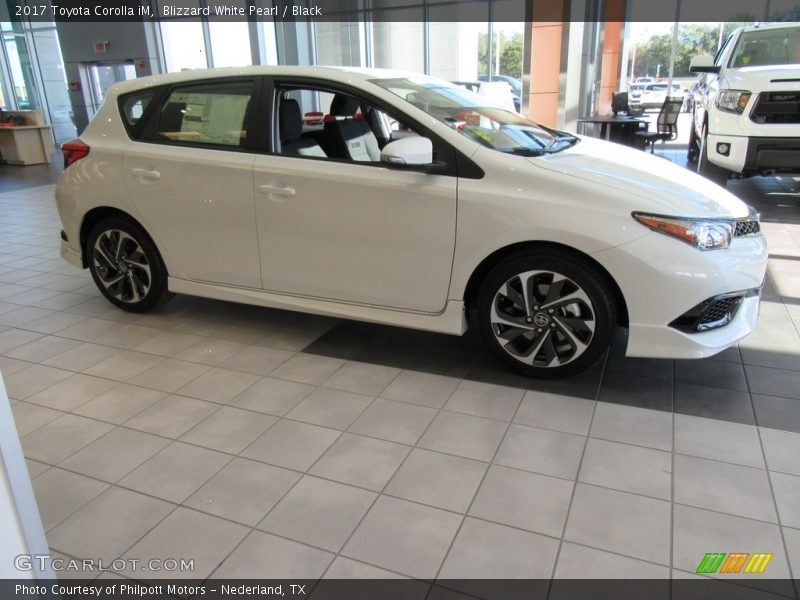  2017 Corolla iM  Blizzard White Pearl