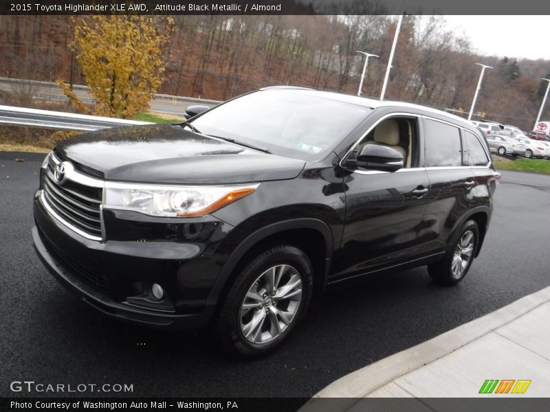 Attitude Black Metallic / Almond 2015 Toyota Highlander XLE AWD