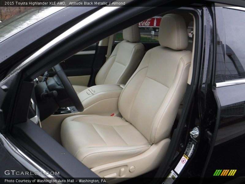Attitude Black Metallic / Almond 2015 Toyota Highlander XLE AWD
