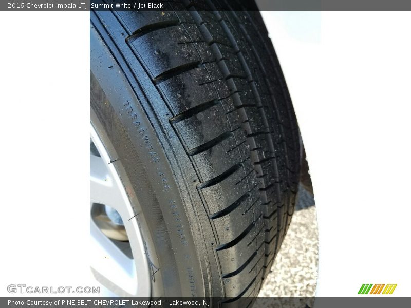 Summit White / Jet Black 2016 Chevrolet Impala LT