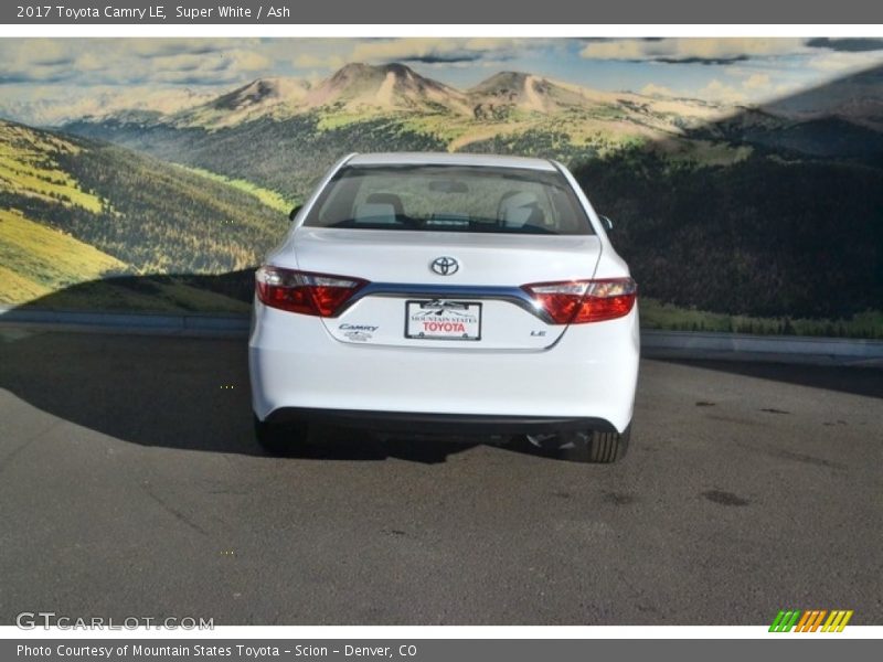 Super White / Ash 2017 Toyota Camry LE