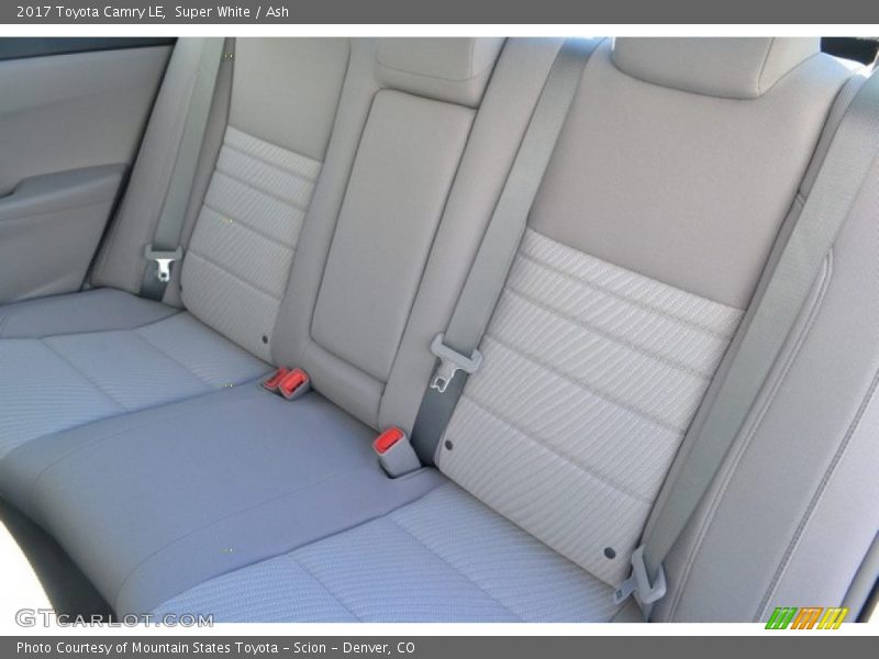 Super White / Ash 2017 Toyota Camry LE
