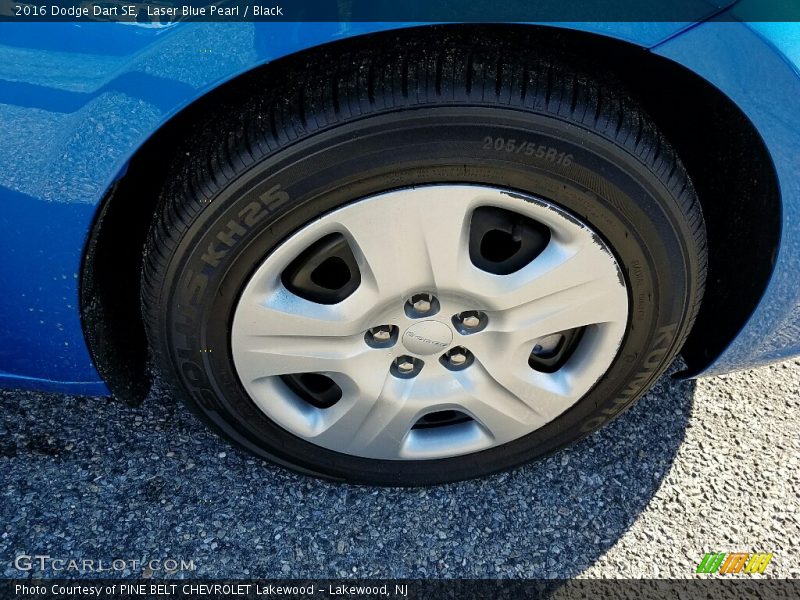 Laser Blue Pearl / Black 2016 Dodge Dart SE