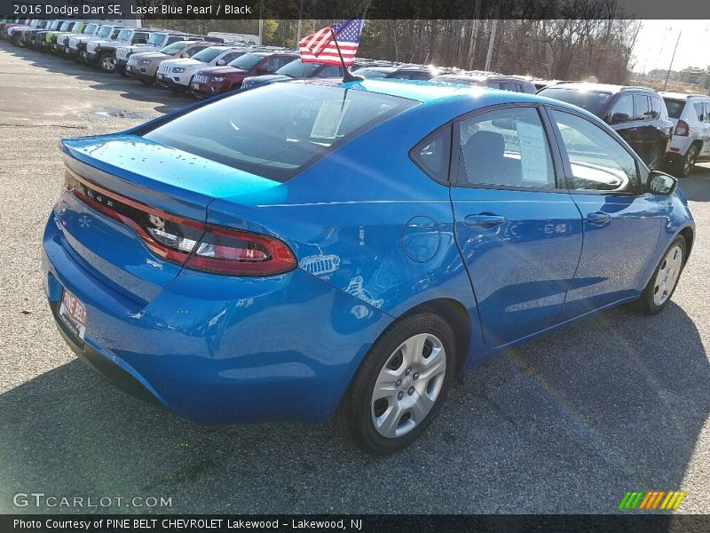 Laser Blue Pearl / Black 2016 Dodge Dart SE