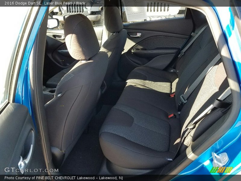 Laser Blue Pearl / Black 2016 Dodge Dart SE