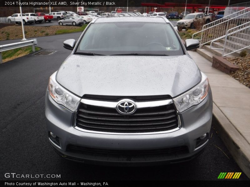 Silver Sky Metallic / Black 2014 Toyota Highlander XLE AWD