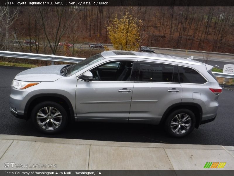 Silver Sky Metallic / Black 2014 Toyota Highlander XLE AWD