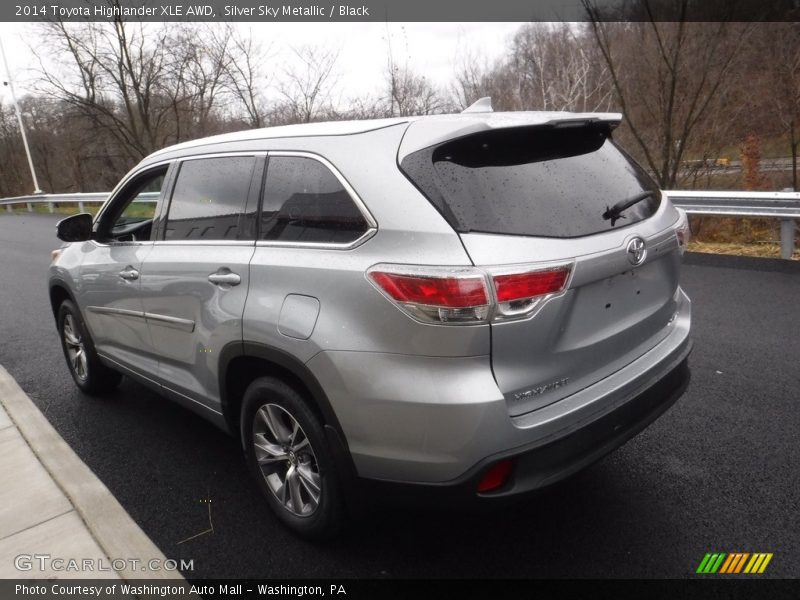 Silver Sky Metallic / Black 2014 Toyota Highlander XLE AWD
