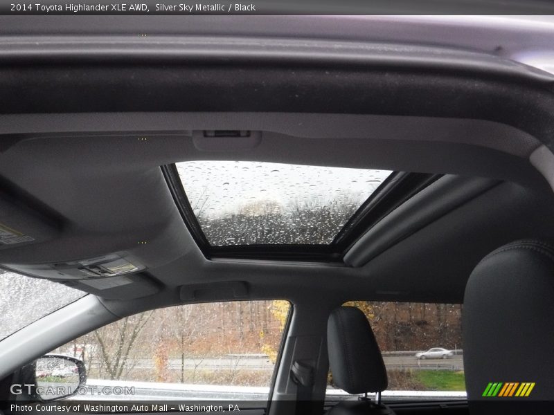 Silver Sky Metallic / Black 2014 Toyota Highlander XLE AWD