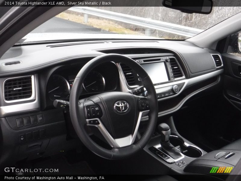 Silver Sky Metallic / Black 2014 Toyota Highlander XLE AWD