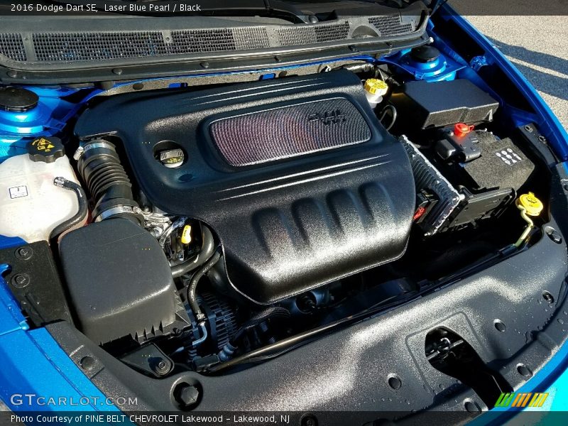 Laser Blue Pearl / Black 2016 Dodge Dart SE