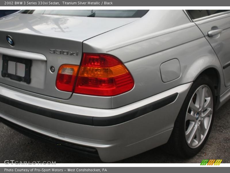 Titanium Silver Metallic / Black 2002 BMW 3 Series 330xi Sedan