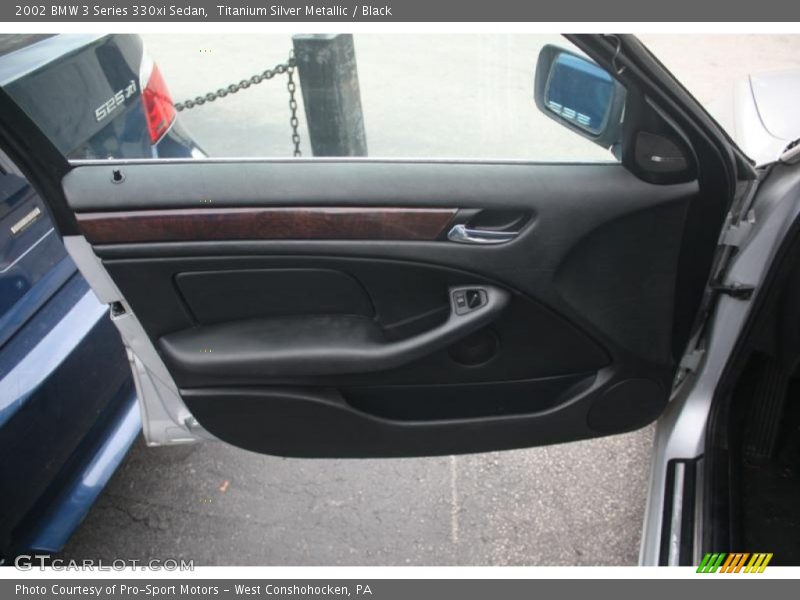 Titanium Silver Metallic / Black 2002 BMW 3 Series 330xi Sedan