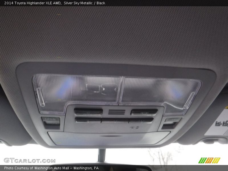 Silver Sky Metallic / Black 2014 Toyota Highlander XLE AWD