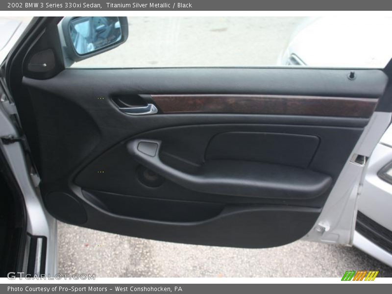Titanium Silver Metallic / Black 2002 BMW 3 Series 330xi Sedan