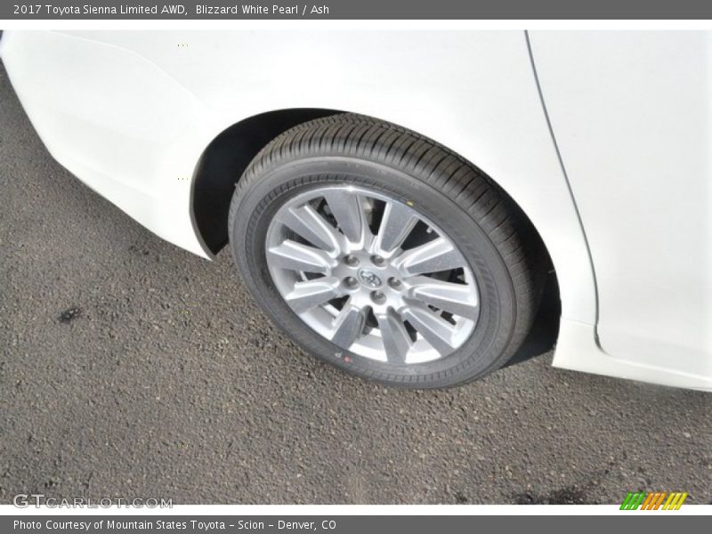 Blizzard White Pearl / Ash 2017 Toyota Sienna Limited AWD