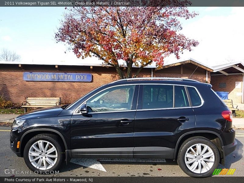 Deep Black Metallic / Charcoal 2011 Volkswagen Tiguan SEL 4Motion