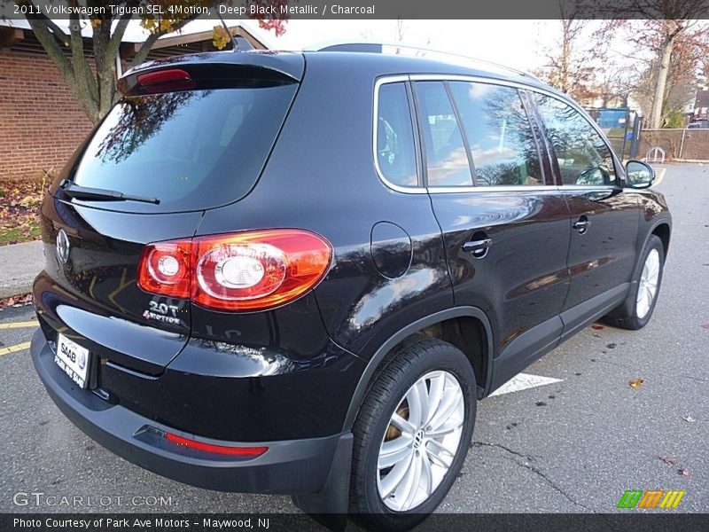 Deep Black Metallic / Charcoal 2011 Volkswagen Tiguan SEL 4Motion