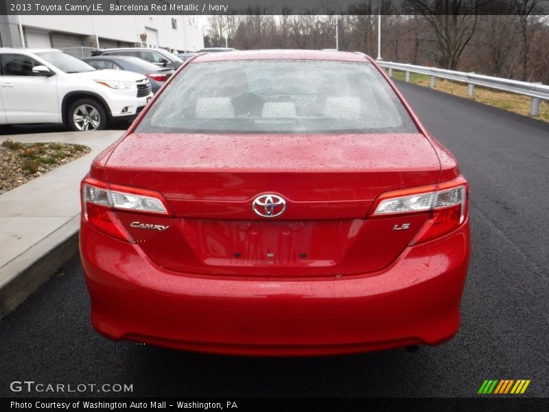 Barcelona Red Metallic / Ivory 2013 Toyota Camry LE